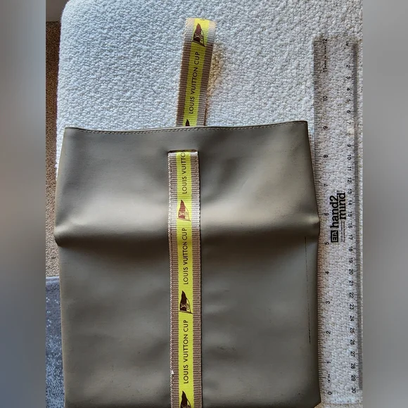 Louis Vuitton Cup Gray Tote with Yellow Strap (2 Piece) - Authencity Cert Incl. - Picture 9 of 16